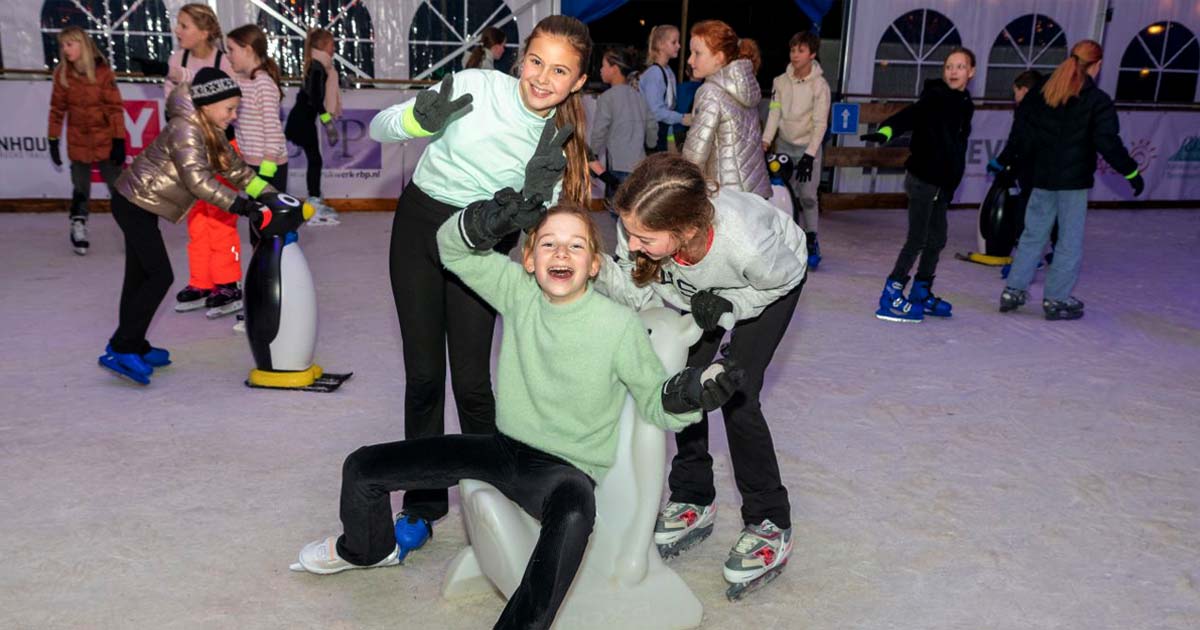 Nieuwjaarsduik bij Ulvenhout on Ice!